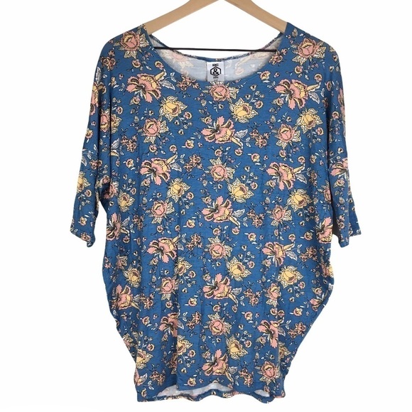 AGNES & DORA Dolman Tunic Top Blue Floral For the Love Cornflower Size Small NWT - Picture 2 of 11